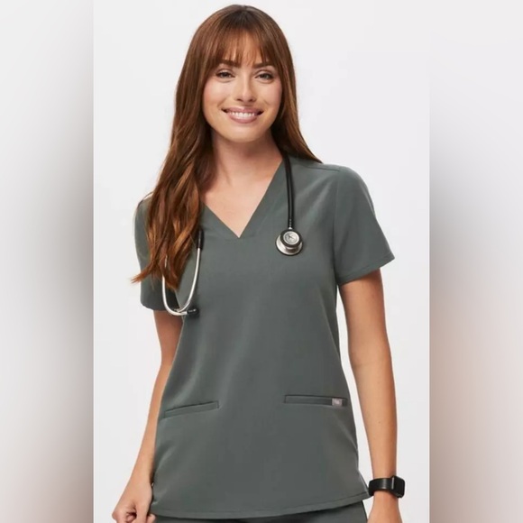 Fig Casma Three-Pocket Scrub Top Size XL GUC Technical Collection - Picture 1 of 12
